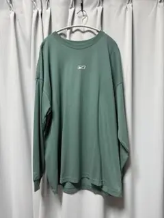 未使用 NIKE ナイキ 長袖 綿100% L (XL相当)