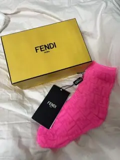 2025年最新】Fendi レディース ソックスの人気アイテム - メルカリ