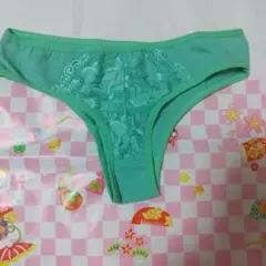 エメラルドグリーン　Tバック　S
