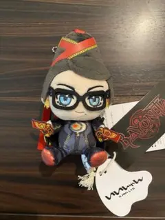 ベヨネッタ　おすわりぬいぐるみマスコット　BAYONETTA