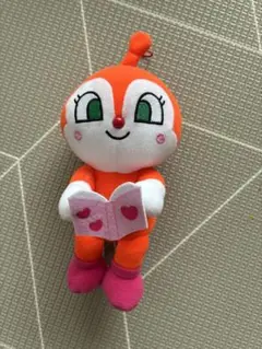 ドキンちゃん　ぬいぐるみ　ばいきんまんとえほんのルルルン
