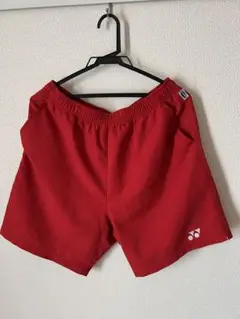 YONEX 赤 ショートパンツ Lサイズ