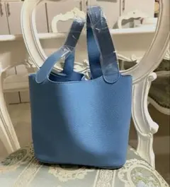 キューブバッグ　ブルー