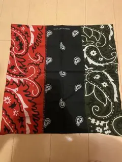 Supremeバンダナ