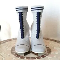 美品、ソックスブーツ