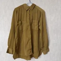 オリーブグリーン 長袖シャツ