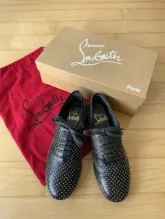 クリスチャンルブタン スタッズシューズ