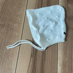 ホワイト ドット模様 ベビー帽子