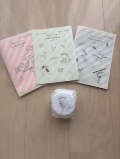 チェックアンドストライプトラネコポンポン