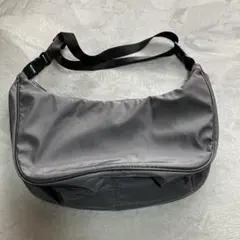 グリーンレーベルRELAXING グレー サコッシュ