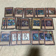 遊戯王　インヴェルズデッキ　スリーブ付き