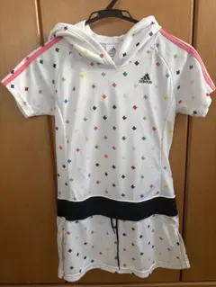adidas Sサイズ⭐︎トレーニングウエア　フード付き
