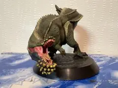 イビルジョー　モンハンスタンダードモデル　フィギュア