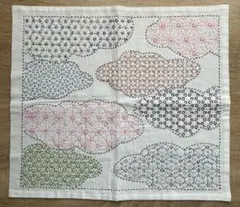 刺し子ふきん　ハンドメイド (寄せ模様<雲>)
