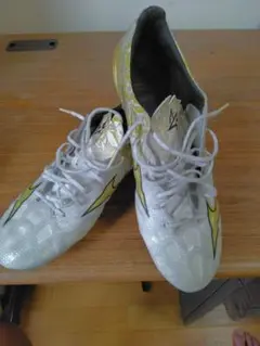 Mizuno Alphaプロ サッカーシューズ ホワイト/イエロー