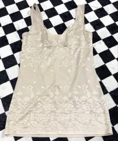 フェリシモ ベージュレースインナータンクトップ LL 未使用品