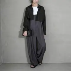 2024年モデル 【美品】MIDIUMISOLIDクロップドワイドシャツ