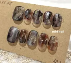 Item thumbnail for item 23067b8e-9104-44f3-9be5-7ef9b767a350