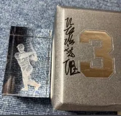 ◆読売巨人軍長嶋茂雄終身名誉監督追悼◆直筆サイン背番号3 3D クリスタルレア