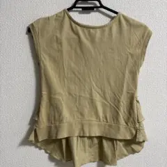 branshes ベージュ フリル Tシャツ 130