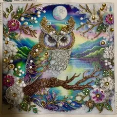 フクロウのビーズアート 30x30cm