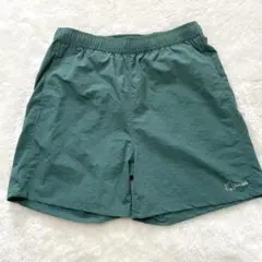 新品　未使用　LOGOS DAYS グリーンショートパンツ　Ｌ