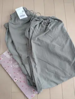 ハニーズ　カーゴパンツ Lサイズ カーキ色　新品