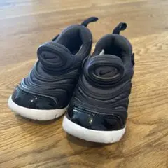 Nike ダイナモフリー　ブラック
