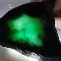 ミャンマー産 本翡翠 原石 A貨 117.5g No.56