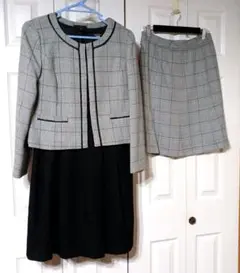 Item thumbnail for item e8889dd8-1c34-45b6-835b-0a8095982e58