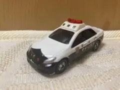 トミカ　110 トヨタクラウン　パトロールカー