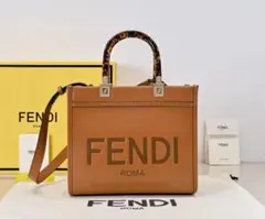FENDI ブラウンレザーショルダーバッグ