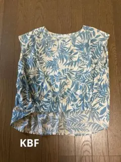 KBF フレンチスリーブトップス