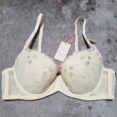 Item thumbnail for item 800e4b28-cfe9-4373-b540-49606b540cff