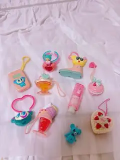 ベリーちゃん他ナルミヤグループキャラクター　アクセサリー10個セット