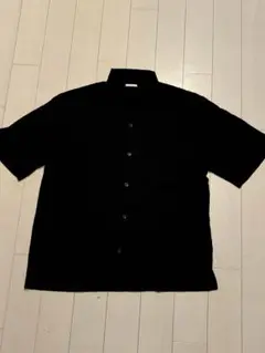 新品未使用　GU黒 半袖ボタンシャツ