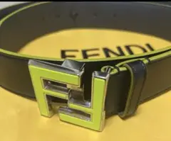 【人気】FENDI ベルト ロゴ付