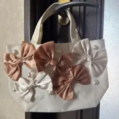 シンディベンディ　リボン付きキャンバストートバッグ　パールバッグ