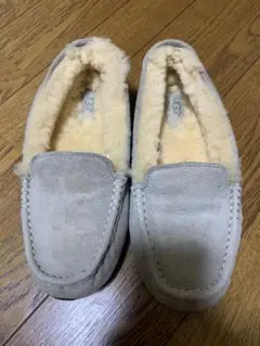 UGG アンスレー モカシン グレー