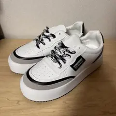 25.5cm★新品★メンズ 厚底 フェイクレザーシューズ 白黒