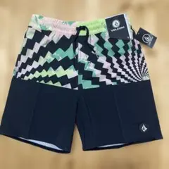 VOLCOM ボルコム　キッズ　ボーイズ　ボードショーツ サーフパンツ 水着