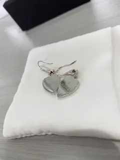 GUCCI ハート ピアス