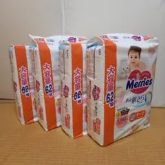 Merries ずっと肌さらエアスルー　テープタイプ M62枚 × 4パック