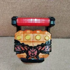 仮面ライダービルド　DXクローズマグマナックル　フルボトル無し