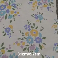 生地 はぎれ(476) 花柄 白地
