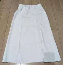UNIQLO　ストレッチダブルフェイス スリットスカート　Мサイズ