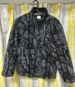アウター　黒　GU