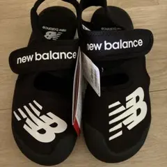 new balance 黒 サンダル　20センチ