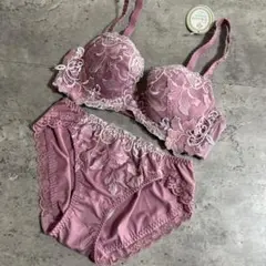 新品　ELENE X-Rated エレーヌ　ブラジャーショーツセット　C70