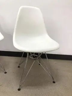 イームズ シェルチェア